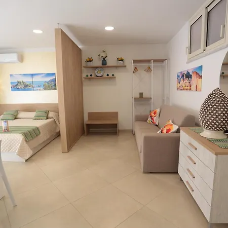 Theos Holidays Appartamento