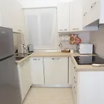 Appartamento Theos Holidays