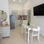 Appartamento Theos Holidays