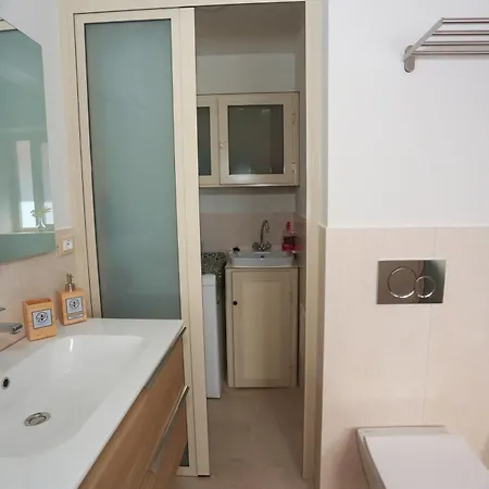 Theos Holidays Apartment Giardini Naxos