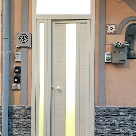 Apartment Theos Holidays *