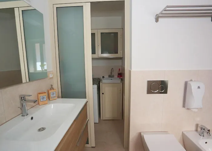 Theos Holidays アパート ジャルディーニ・ナクソス