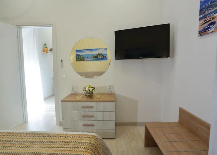 Appartamento Theos Holidays